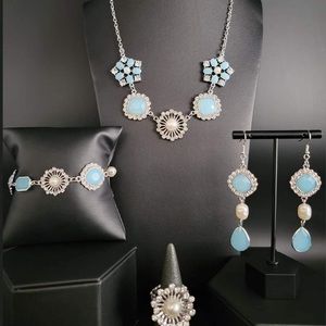 Glimpses of Malibu Easter trend blend